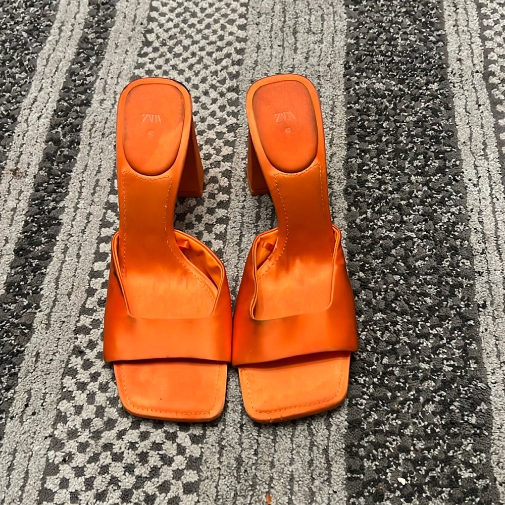 Women's Zara shoes